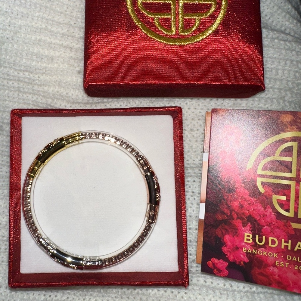 🆕💎 BuDhaGirl Mixed Metal All Weather Solo Bangle - Three Queens - Clear Crystal - Picture 5 of 16